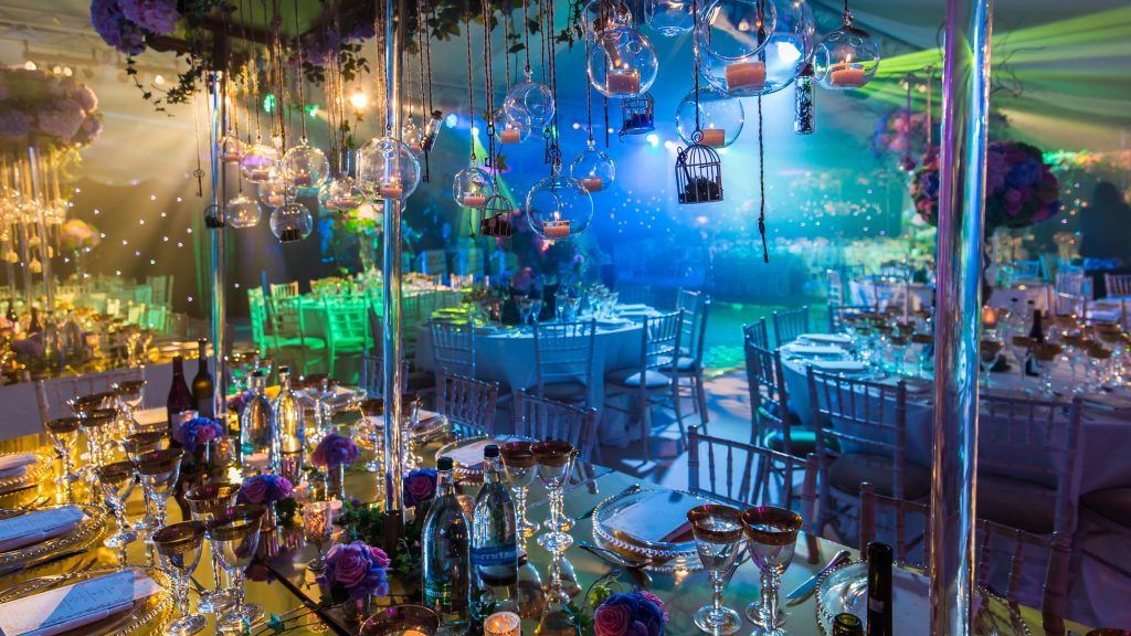 Hiring a marquee can turn your event from average to awesome – whether you are throwing a summer wedding or a Christmas party.